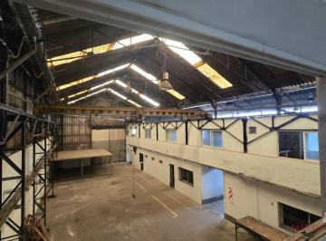 Bodega-Galpón · 900m² · Alquiler Galpón Industrial Sourigues Berazategui