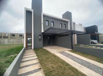 Casa · 94m² · 3 Ambientes · 1 Cochera · Venta Duplex 2 Dorm Docta Urbanizacion Cordoba