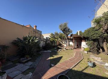 PH · 103m² · 5 Ambientes · PH Tipo Casa 5 Amb con Entrada Independient, Patio, Quincho y Terraza. Villa Pueyrredon.