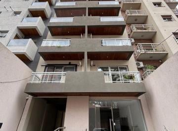 Departamento de 2 ambientes, Quilmes · Departamento de 2 Ambientes con Cochera en Venta