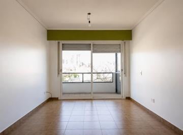Departamento · 44m² · 2 Ambientes · 1 Cochera · Departamento en Alquiler de 2 Ambientes con Balcón y Cochera en Martínez