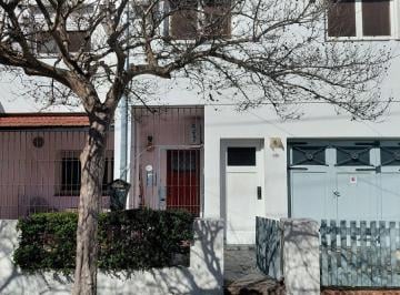 PH de 2 ambientes, San Isidro · PH en Alquiler a Una Cuadra de Av Fleming - Sin Expensas - Primer Piso por Escaleras