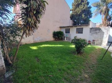 Casa de 4 ambientes, Tres de Febrero · Venta Casa en Lote Propio, Ciudadela