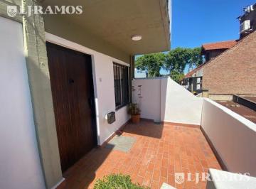 Departamento · 59m² · 3 Ambientes · Departamento en Venta en San Isidro Jacinto Diaz Al 300. Apto Crédito.