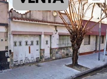 Terreno , Versalles · Lote Propio de 8,66 X 43 m en Monte Castro/versalles Excelente Oportunidad