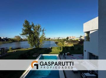 Casa · 200m² · 4 Ambientes · 4 Cocheras · Casa en Venta en El Canton a La Laguna