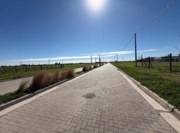 Terreno · 450m² · Venta Terreno de 450 m² en Fincas del Rosedal - Ibarlucea