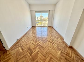 Departamento · 60m² · 3 Ambientes · Departamento Dos Dorm. a La Venta en Barrio Martin