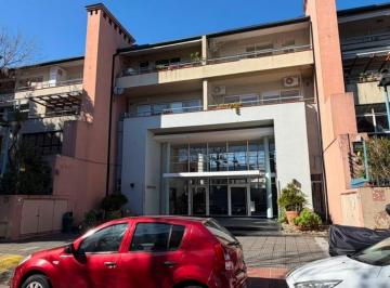 Departamento de 4 ambientes, Vicente López · Excelente y Amplio Departamento de 4 Amb con 2 Terrazas Propias y Doble Cochera con Amenities
