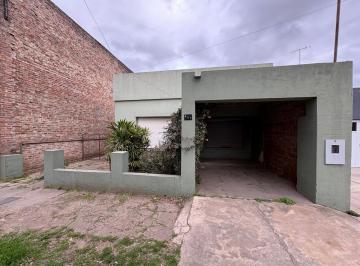 Casa · 79m² · 3 Ambientes · 1 Cochera · Ventra Casa Zona Centro Esperanza