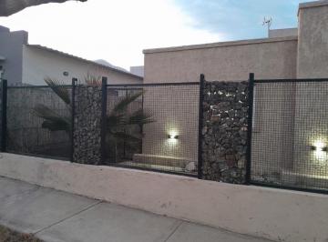 Casa de 5 ambientes, El Challao · Venta Casa en Barrio La Yaya El Challao Mendoza