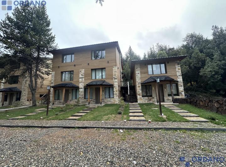Casa · 80m² · 5 Ambientes · 1 Cochera