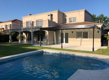 Casa · 305m² · 6 Ambientes · 5 Cocheras · Conquipropiedades - Alquiler Casa en Exclusividad en Laguna del Sol