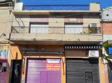 Local comercial de 2 ambientes, Avellaneda · Amplio Local con Baño y Vidriera Doble!