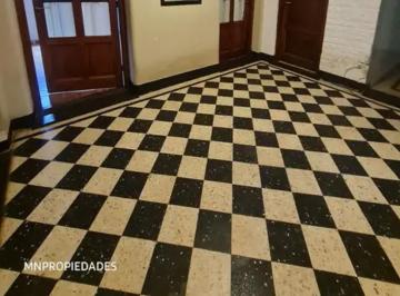 PH · 141m² · 6 Ambientes · 1 Cochera · Venta / PH Tipo Casa 4 Ambientes con Cochera / Floresta
