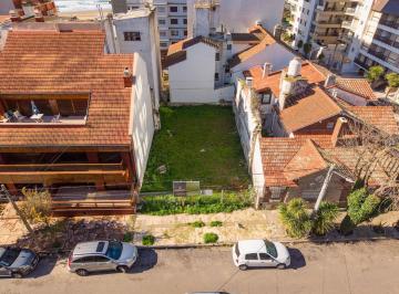 Terreno · 198m² · Lote en Venta en Playa Grande