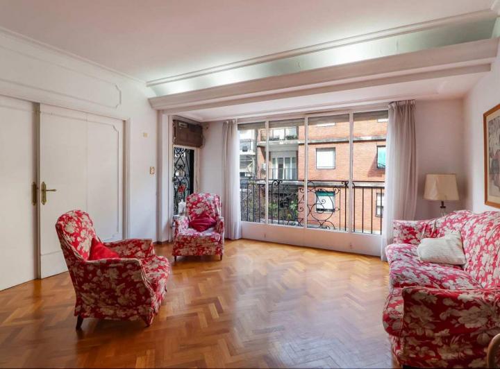 Departamento · 148m² · 4 Ambientes · 1 Cochera