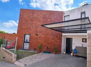 PH · 100m² · 4 Ambientes · 2 Cocheras · Apto Credito Bancor!vendo Duplex 2 Dorm en Complejo en Cuesta Colorada!