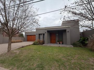 Casa de 3 ambientes, Villa María · Excelente Casa y de Alta Calidad