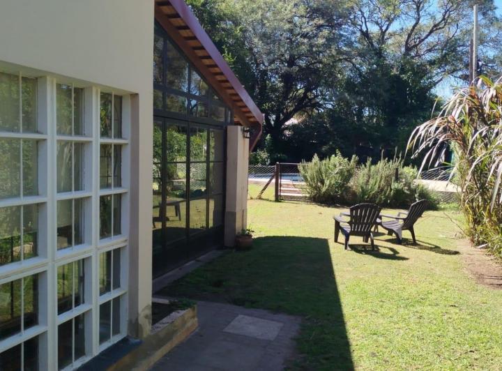 Casa · 220m² · 3 Ambientes · 1 Cochera