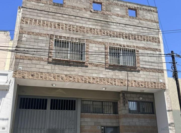 Local comercial · 840m²