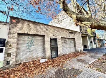 Casa · 160m² · 3 Ambientes · 1 Cochera · Casa en Lomas de Zamora Oeste
