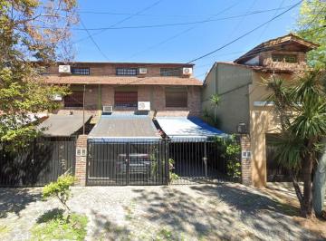 PH · 117m² · 4 Ambientes · 1 Cochera · Triplex en Venta con Patio y Parrilla en Olivos