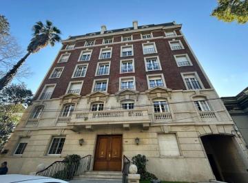 Departamento · 111m² · 4 Ambientes · Venta Apartamento 3 Dorm Gje, con Renta, Pocitos