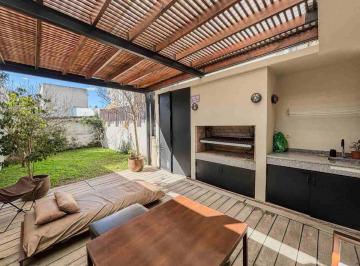 Casa · 88m² · 3 Ambientes · 1 Cochera · Duplex en Venta 2 Dorm. en City Bell