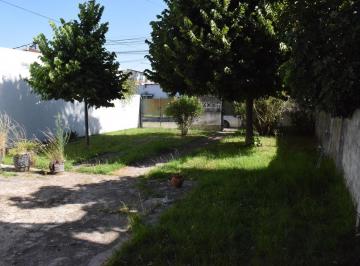 Casa · 45m² · 2 Ambientes · 3 Cocheras · Oportunidad Casa en Venta en Merlo a Refaccionar 2 Ambientes