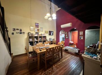 Departamento · 64m² · 4 Ambientes · Venta de PH 4 Hambientes 2 Habitaciones Excelente Ubicacion Sobre Av San Cristobal Caba