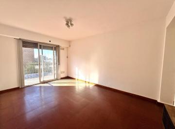 Departamento · 40m² · 2 Ambientes · Alquiler Departamento 2 Ambientes Apto Profesional con Balcón en Morón Centro.