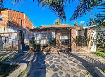 Casa · 115m² · 4 Ambientes · 2 Cocheras · Casa en Venta Garin Centro