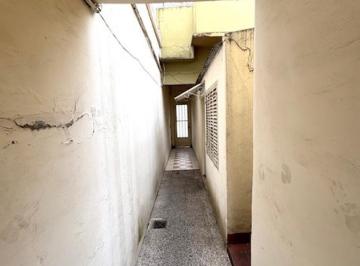 PH · 56m² · 3 Ambientes · PH Tipo Casa en Muy Linda Zona de Barracas