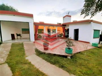 Casa · 169m² · 7 Ambientes · 1 Cochera · Casa en Venta en Bialet Massé | Casa Depto | Vista a Las Sierras | a 200 m Ruta 38 | Ref. 1643