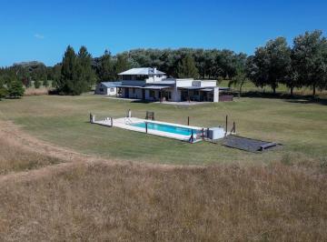 Casa de 6 ambientes, Chascomús · Chacra en Barrio Cerrado Barrio de Chacras Laguna Vitel