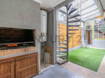PH · 127m² · 6 Ambientes · Venta PH de 2 Dorm. con Escritorio Terraza y Patio Cubierto en Caballito