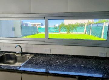 Casa de 4 ambientes, Rodeo de la Cruz · Casa en Venta C/ Cochera en Rodeo de La Cruz