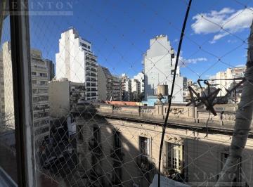 Departamento · 41m² · 2 Ambientes · 2 Ambientes en El Limite de Boedo y Balvanera - Vista Abierta Piso Alto - Baño Reciclado a Nuevo
