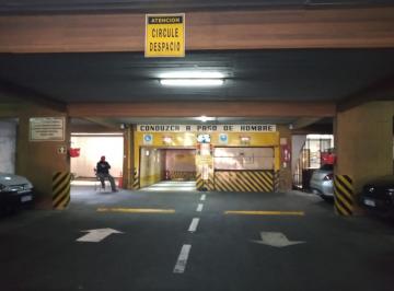 Garage · 13m² · Cochera en Venta en Centro