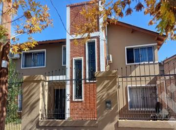 Casa · 158m² · 5 Ambientes · 1 Cochera · Venta Casa 3 Dorm. - Confluencia Urbana - Neuquen