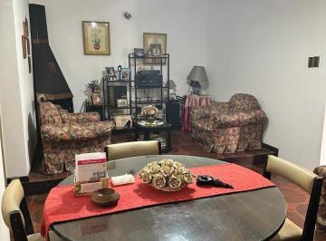 PH · 100m² · 4 Ambientes · Venta PH 4 Amb. en 2 Ptas. en Ramos Mejía - Muy Buen Estado C/2 Patios