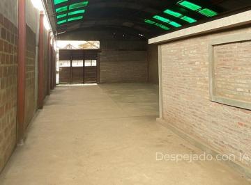 Bodega-Galpón · 200m² · Venta Terreno 10x46 con Galpon y Oficina en Lujan