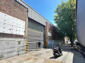 Bodega-Galpón · 1000m² · 2 Ambientes · Alquiler de Galpón Logístico 1000 m² en Parque Avellaneda