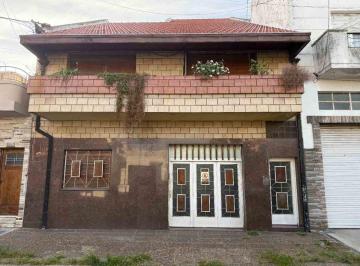 Depósito · 881m² · Venta Galpón / Depósito 500 m² con Vivienda Lanús