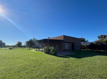 Casa · 168m² · 4 Ambientes · Casa en Club de Campo La Ranita