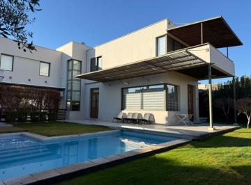 Casa de 7 ambientes, Mayor Drummond · Fabulosa Casa, B° Privado Rincón de Aráoz / Al Este de Chacras de Coria, Mendoza