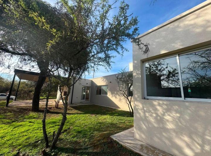 Casa · 135m² · 4 Ambientes · 1 Cochera