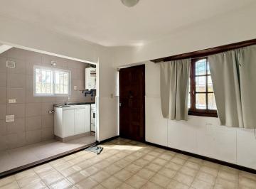PH · 35m² · 2 Ambientes · PH Dos Ambientes a La Calle en Excelente Ubicación