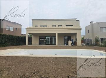 Casa · 180m² · 5 Ambientes · 2 Cocheras · Casa en Venta Laguna, 3 Dorm., Pileta, Parrilla, Barrio Cerrado. Escobar